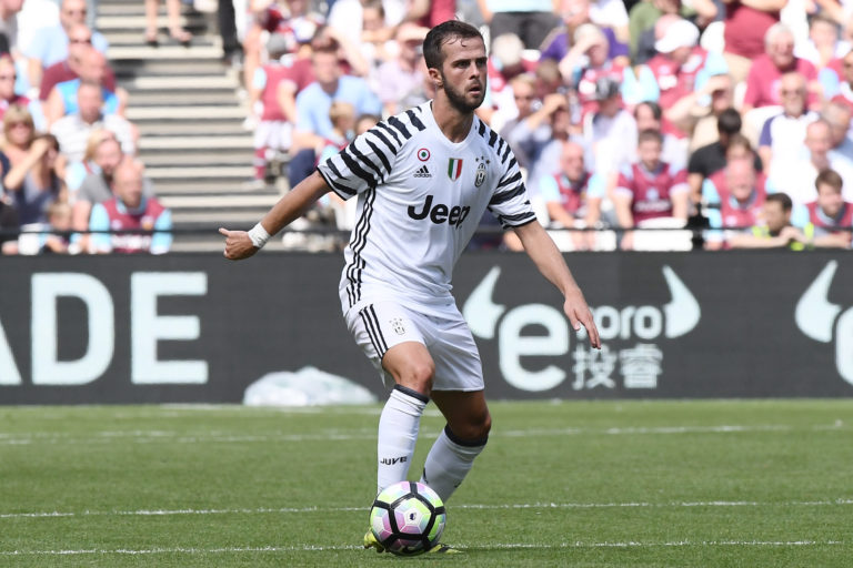 Serie A, tocca a loro: Pjanic, Hart e gli altri esordi dei big