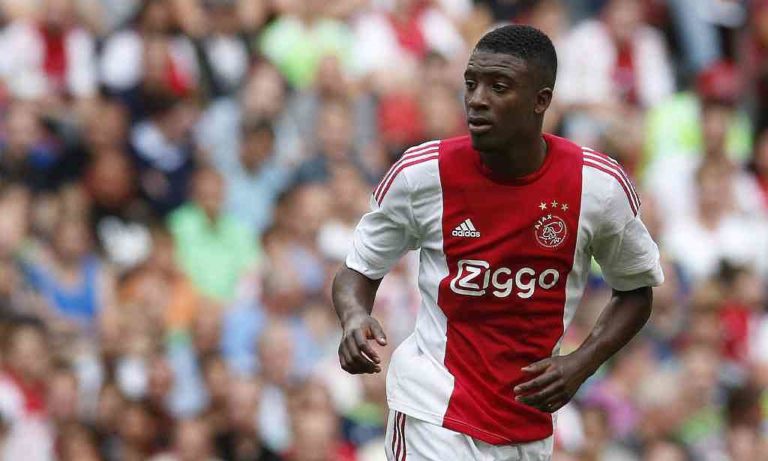 Milan, tutto su Bazoer. L’agente conferma: “Ci sono stati diversi contatti”