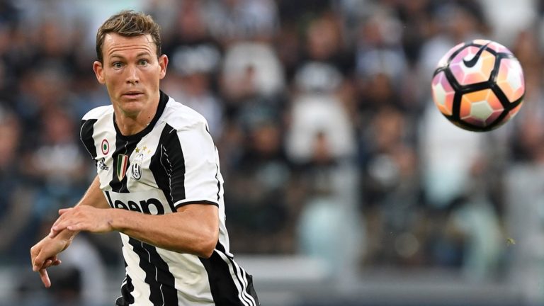 Juventus, Lichtsteiner verso l’addio: tre club su di lui