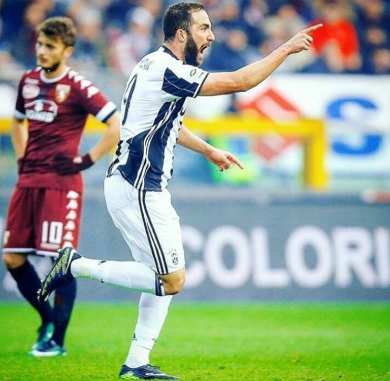 Serie A: tornano a vincere Inter e Lazio, Napoli a valanga; derby alla Juventus