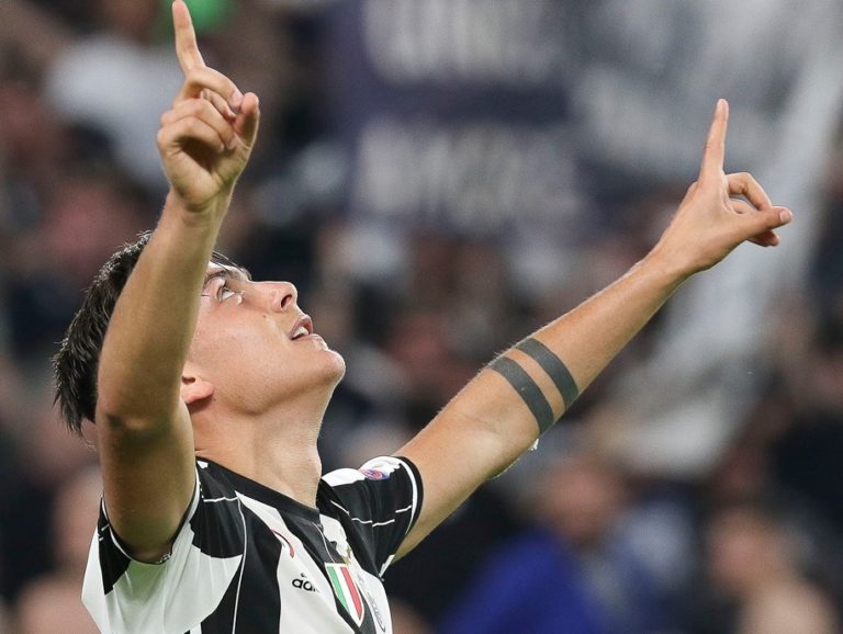 Dybala rinnova, Dybala è felice