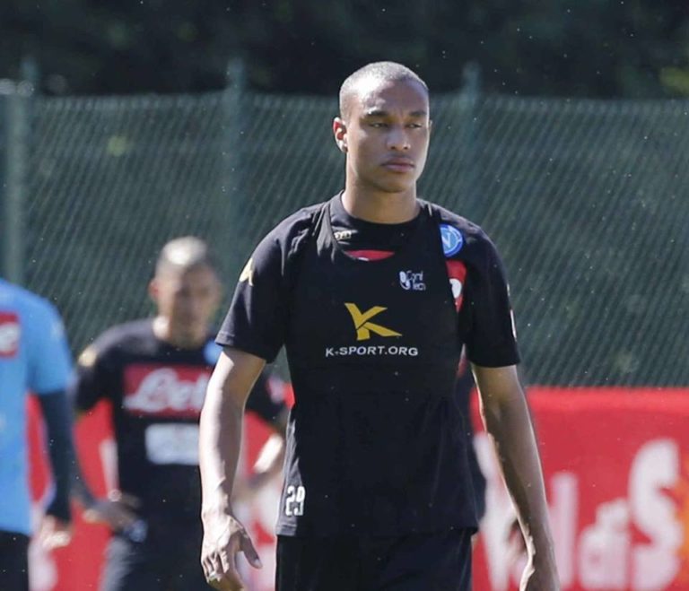 Napoli, possibile esperienza in prestito per Leandrinho