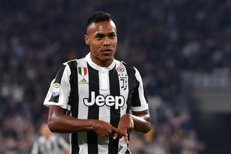 Alex Sandro verso il rinnovo con la Juventus