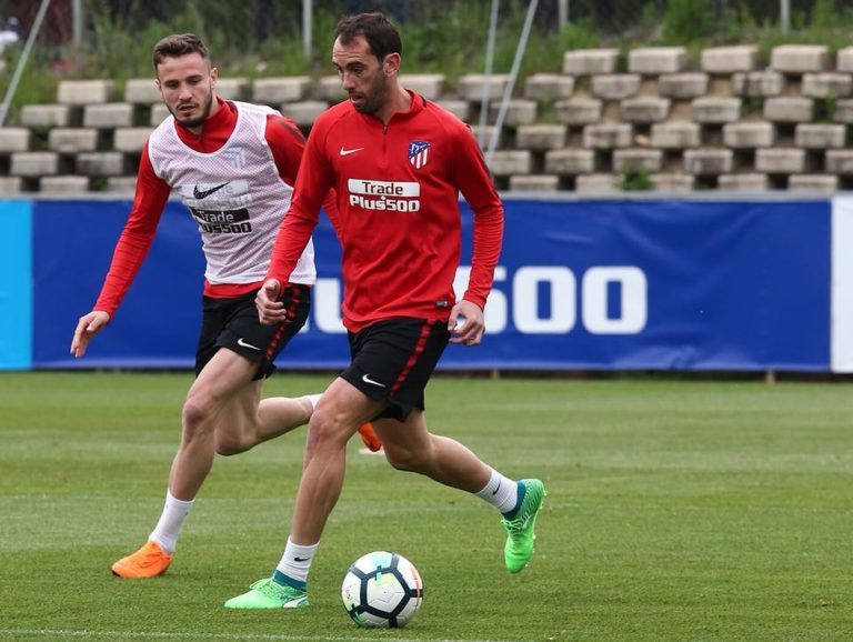 Juventus, frenata Godin: vicino il rinnovo con l’Atletico