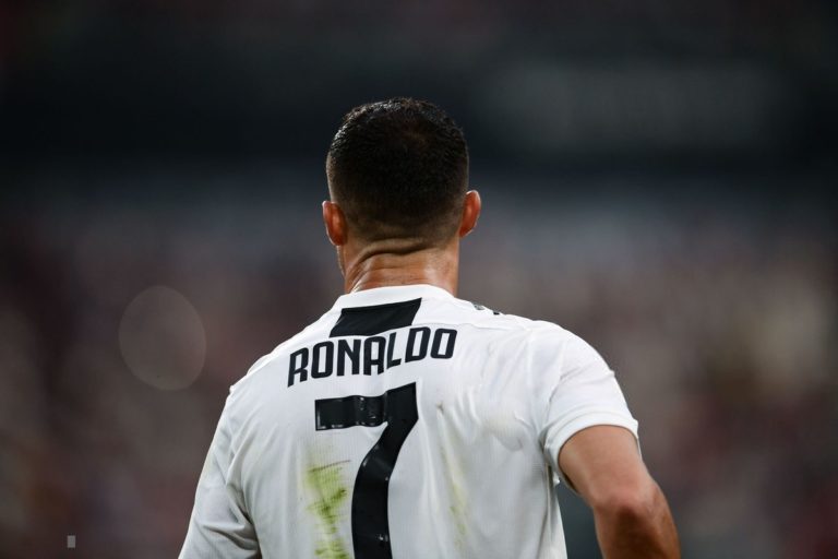 Cristiano Ronaldo: “Juve più famiglia del Real. Messi? Mi piacerebbe venisse in Italia”