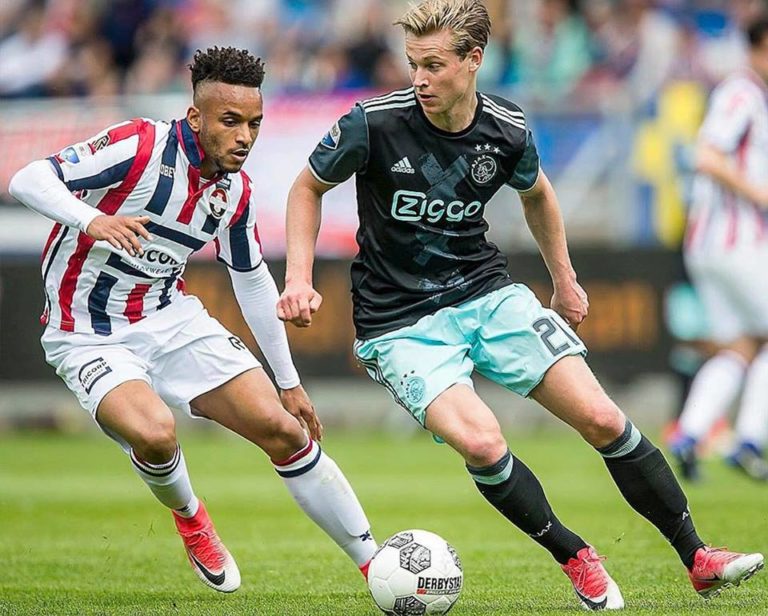 Ajax, de Jong: “Il Milan è nel caos, l’Inter una buona squadra. Messi? Fa cose impossibili”