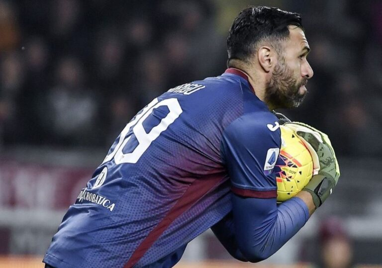 salvatore-sirigu